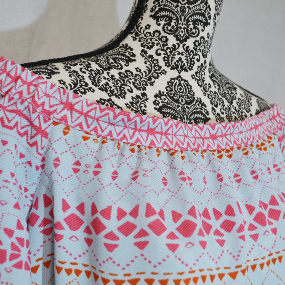 BCBG MAXAZRIA Off Shoulder Hankerchief Top - small - Picture 3 of 6